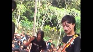 Batu Nisan Live at Babalan Pekalongan formasi 2010