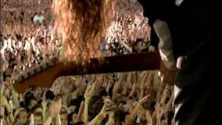 Red Hot Chili Peppers - Scar Tissue - Live at Slane Castle [HD]