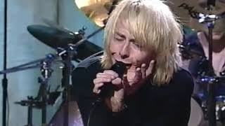 Radiohead - Creep (Live on "Late Night with Conan O'Brien", 9/14/1993)
