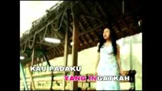 Ratih Purwasih - Antara Benci Dan Rindu [Official Music Video]