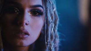 Zhavia -  Candlelight (Official Video)