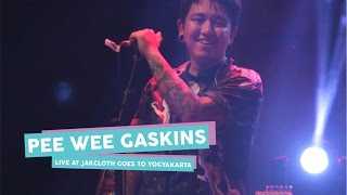 [HD] Pee Wee Gaskins - Kertas Dan Pena (Live at JakCloth Goes to Yogyakarta, Mei 2017)