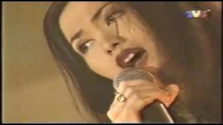 Sonia Luruh Cintaku ( Live 1998 )