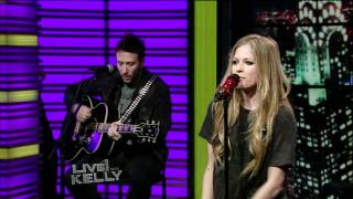 Avril Lavigne - Smile @ Live! With Kelly