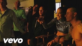Jennifer Lopez - Dance Again (Behind the Scenes) ft. Pitbull