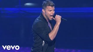 Ricky Martin - Livin' la Vida Loca (Live Black & White Tour)