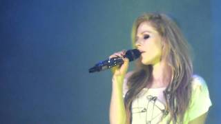 Avril Lavigne -I Love You (The Black Star Tour- Live in Singapore Concert 2011)