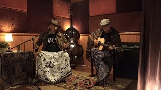 Sugih Tanpo Bondo - Sujiwo Tejo feat Lian Panggabean (Official Music Video)