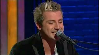 Secondhand Serenade - Fall For You (Live At Late Night With Conan O'Brien 02/22/2008)