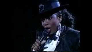 No Pain, No Gain - Betty Wright Live at the Hammersmith Odeon (London Oct 21, 1989)