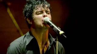 Green Day Wake Me Up When September Ends [ Live In England ]