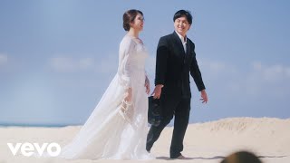 Tiara Andini, Arsy Widianto - Lagu Pernikahan Kita (Official Music Video)