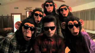 Bruno Mars - The Lazy Song [Official Video].flv