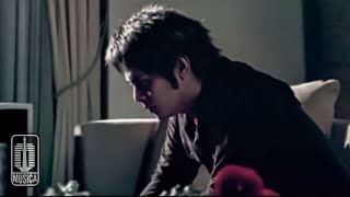 D'MASIV - Cinta Ini Membunuhku (Official Music Video)