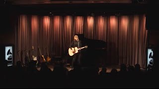 Taylor performs "Blank Space" at The GRAMMY Museum