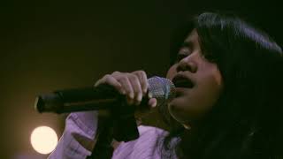 Hanin Dhiya - Pupus (Original Song by Dewa 19) - Special Performance at Breakout Showcase