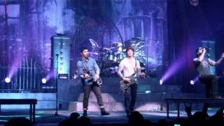 Avenged Sevenfold - Danger Line (Live, 02/13/2011)