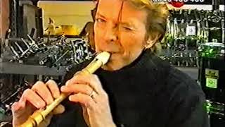 David Bowie -  Comic Relief Sketch -  Requiem For The Laughing Gnome - 12 March 1999