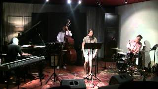 Monita Tahalea - Disini, Sana dan Dimana Saja @ Mostly Jazz 20/10/11 [HD]