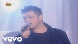 Westlife - I Lay My Love On You (Remastered) - Live