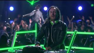 David Guetta feat. Akon & Ne-Yo - Play Hard (Billboard Music Awards 2013) HD