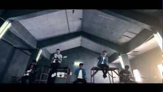 Motif Band - Tuhan Jagakan Dia (Official Music Video with Lyric)